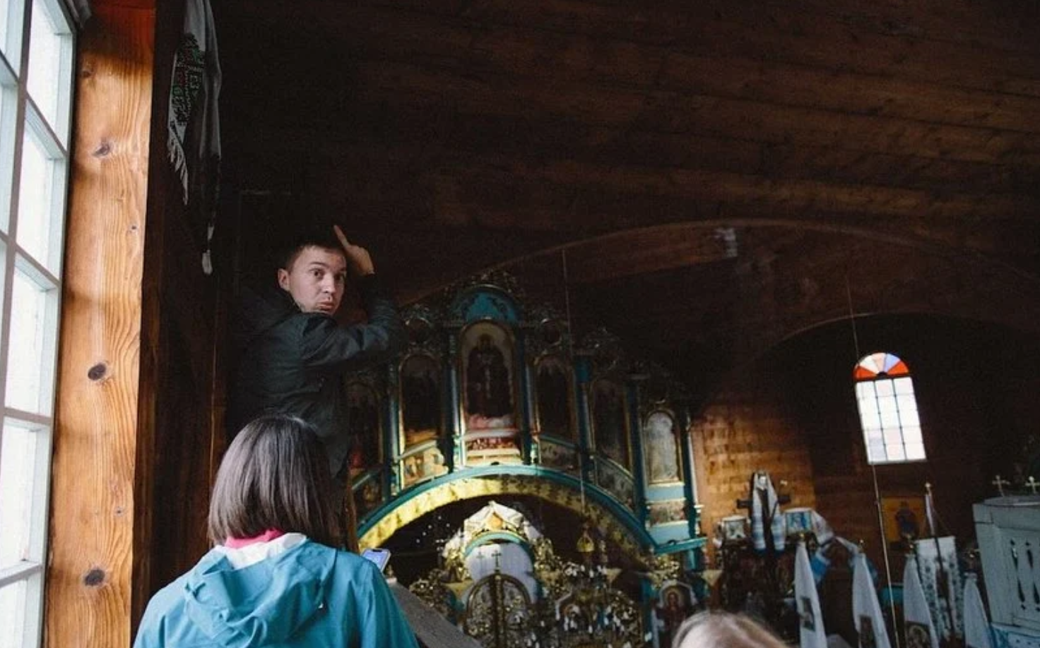 У старовинній церкві під Львовом знайшли криївку УПА (фото)